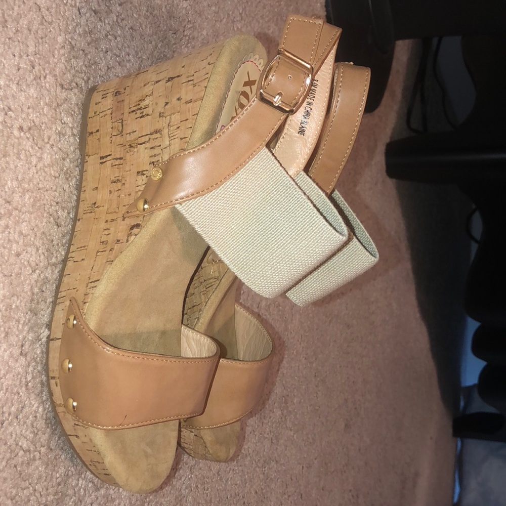 XOXO sandal wedges